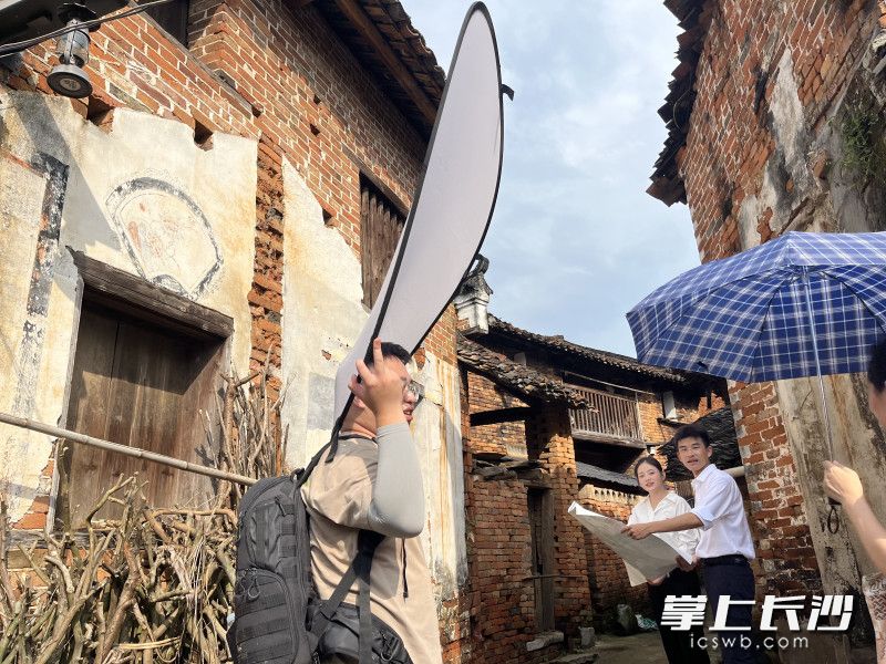 1aaaa1c247024a9557e8fbdd0a33c015watermark16937d1e8422f0.jpg